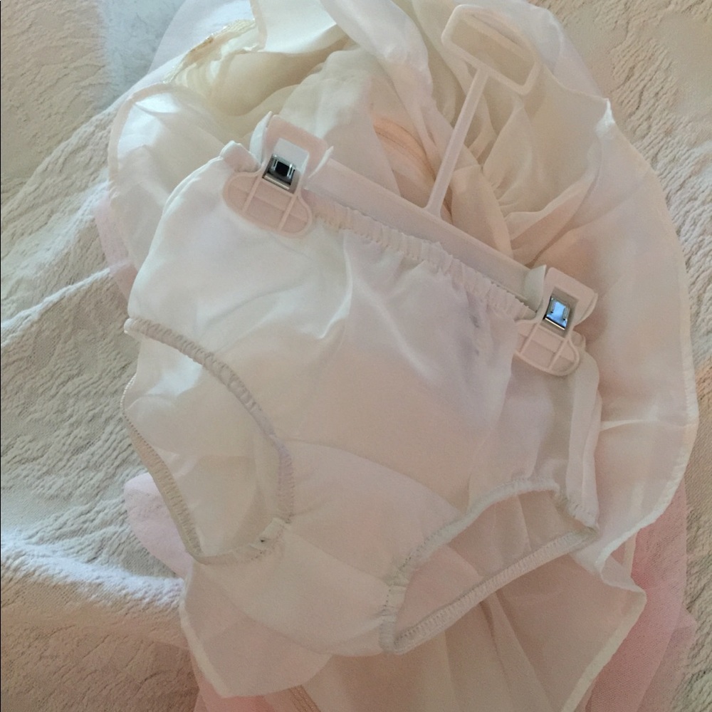 Bonnie Baby Size 24 Months. Party Dress - Picture 15 of 15